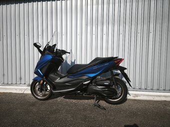 Honda Forza 350i ABS, TC (2022) po servisu,nové pneu, krásná - 2