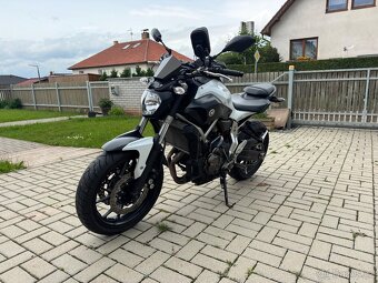 Yamaha MT 07 - 2