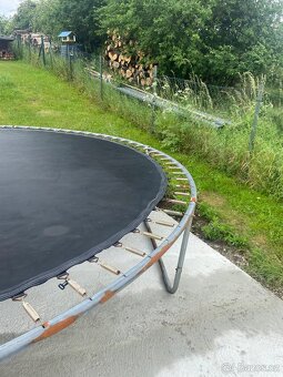 Skákací trampolína - 2