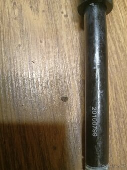Pevna osa Thule Maxle Adapter /Trek - 2