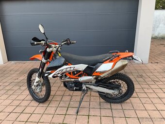 Ktm 690 r - 2