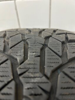 Zimní pneu Nokian 225/45 r17 - 2
