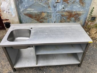 Nerezový gastro stůl s dřezem - 160 x 60 x 90 cm - 2