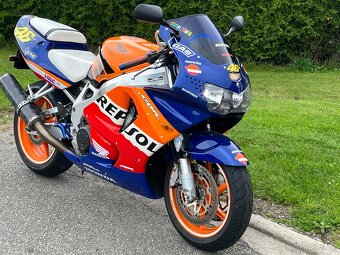 Honda CBR 900 RR - 2