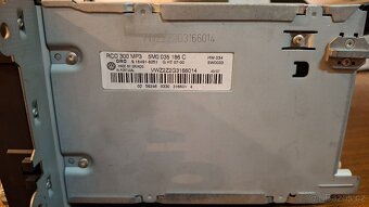 Autorádio VW RCD300 - Originál + PIN, funkční - 2