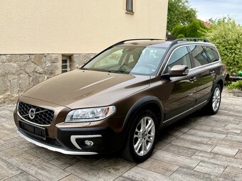 Volvo XC70 2.4D- 162kW/4x4/Summum/Xenon/Navi - 2
