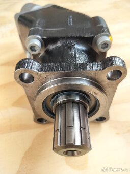 Hydraulické pístové čerpadlo lomené ISO - 2