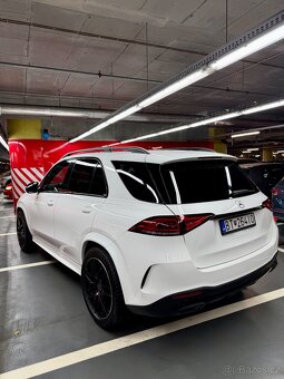 Mercedes-Benz GLE 300d 4MATIC AMG Night - 2