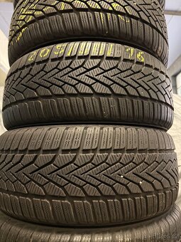 Prodám zimní 205/50/16 Semperit - 2