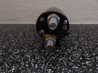 Trabant cívka startéru 6 Voltů - 2