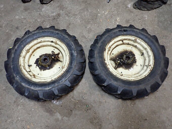 vari - disky s pneu 12" - 2