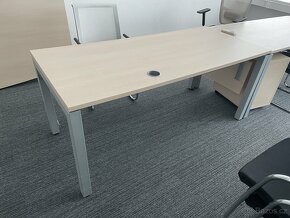 kancelářský, jednací, jídelní stůl 180x80 na kovovém podnoží - 2