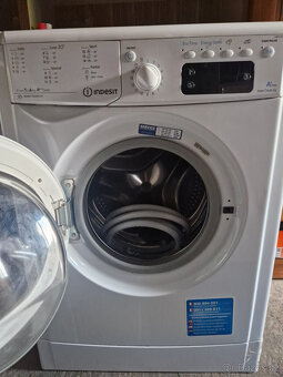 ÚZKÁ PRAČKA INDESIT - 2