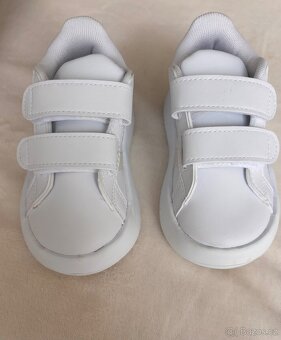 Botičky pro holčičku,značky Adidas,vel.22 - 2