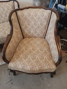 Pohovka a dve křesla - 2