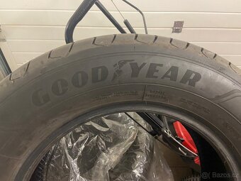Letní pneu GoodYear 215/65 R16 - 2