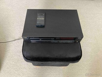 JVC CD přehrávač - 2
