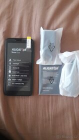 Prodám mobilní telefon Aligator S 5550 duo - 2