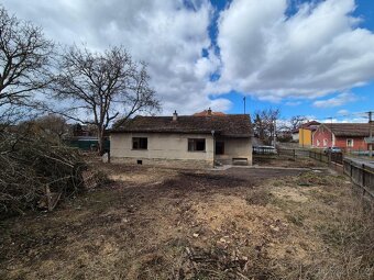 Dům Hořovice - Podluhy s velkým pozemkem 1234 m2 - 2