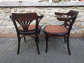 Polokřesla Thonet/Hofmann. - 2