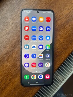 Samsung galaxy Z flip 6 - 2