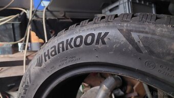 215/55 r17 Hankook zimni - 2