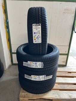 235/45 R20 Continental Nové zimní pneu - 2