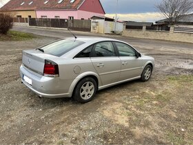 Prodám náhradní díly Opel Vectra C 2.2 Direct Liftback - 2