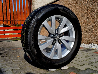 ZIMNÍ ORIGINÁL VW 16" 5x112 pneu 215/60R16 Passat, Superb.. - 2
