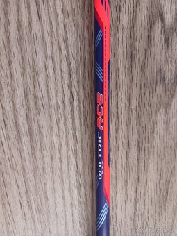 Badmintonová raketa YONEX VOLTRIC ACE - 2