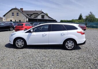 Ford Focus 1.0 74Kw, Výhřev. sed., Klima benzín manuál 74 kw - 2