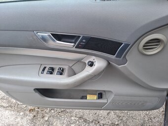 Audi a6 c6 4f. Béžové sedačky v elektrice viz foto - 2
