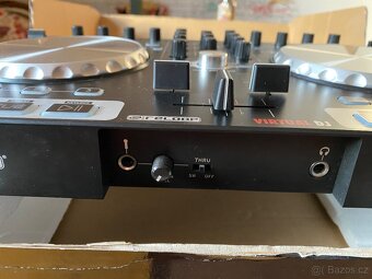 DJ kontroler Reloop BeatMix - 2