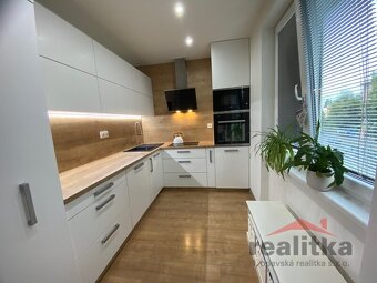 Prodej bytu 2+1 s lodžii, 51 m2, ul. Opavská, Ostrava-Poruba - 2