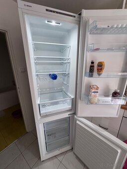 BOSH kombinovaná lednice s mrazákem - 2