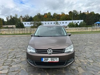 VW Sharan 2011, 2.0TDI 103 kw, DSG, 7 míst, hezký stav - 2