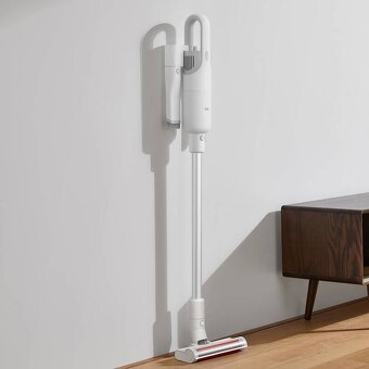 Tyčový vysavač Xiaomi Mi Vacuum Cleaner Light bílý - 2