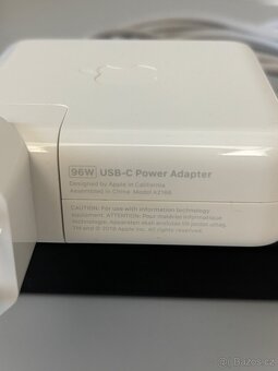 Apple 96W USB-C napájecí adaptér a Magsafe - 2