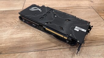 ASUS ROG STRIX RTX 2070 - 2