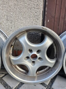 5×100 r17 limcova - 2