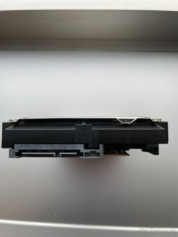 Pevný disk HDD 3.5" SATA - 2000 GB - 2