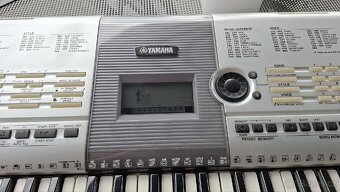 Klavesy Yamaha PSR 403 - 2