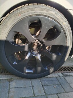 Kola BMW Styling 121 R19 - 2