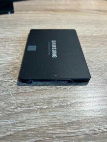 Zcela nový a nepoužitý SSD 500GB Samsung SSD870EVO - 2