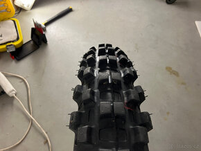 80/100-21 - Bridgestone BATTLECROSS X31 - DOT 23 - 2