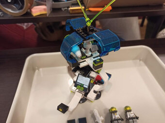 LEGO Space 6899 Nebula Outpost - 2