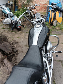 Harley Davidson Dyna 2004 - 2