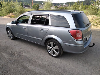 Opel Astra kombi - 2