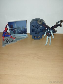 Figurka Spiderman a Batman - 2