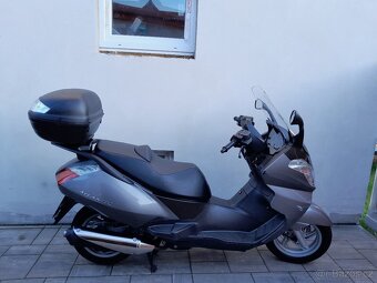 Aprilia Atlantic 250, výborný stav, po TK - 2